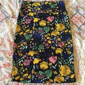 LuLaRoe XS Cassie skirt - floral!